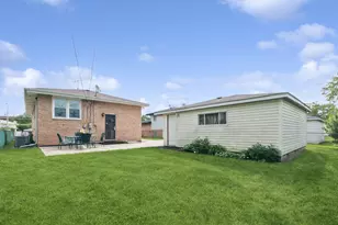 14640 Memorial Dr, Dolton, IL 60419 - Photo 17