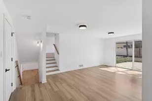8135 W Rascher Ave, Chicago, IL 60656 - Photo 29