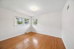 748 N Rohde Ave, Hillside, IL 60162 - Photo 9