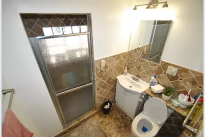 4916 W Montrose Avenue, Chicago, IL 60641 - Photo 17
