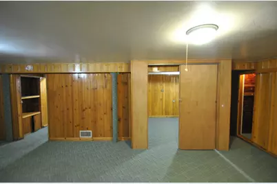 4916 W Montrose Avenue, Chicago, IL 60641 - Photo 29