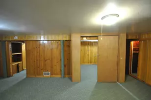 4916 W Montrose Ave, Chicago, IL 60641 - Photo 29