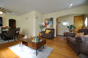4916 W Montrose Ave, Chicago, IL 60641 - Photo 19
