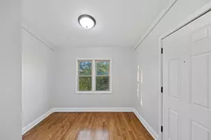 1552 E 65th Pl, Chicago, IL 60637 - Photo 17