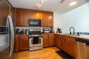 845 N Kingsbury St, Chicago, IL 60610 - Photo 11