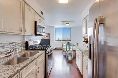 40 N Tower Road #16N, Oak Brook, IL 60523 - Photo 13