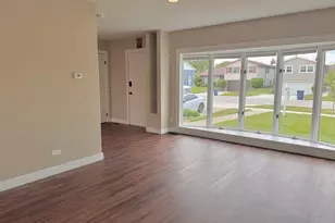 703 Westmere Rd, Des Plaines, IL 60016 - Photo 7