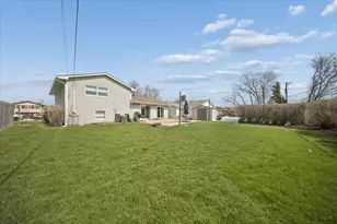 703 Westmere Rd, Des Plaines, IL 60016 - Photo 25