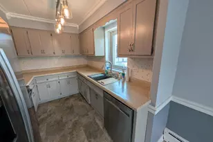 4752 W 101st St, Oak Lawn, IL 60453 - Photo 3