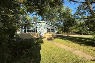 510 Hickory St, Mundelein, IL 60060 - Photo 1