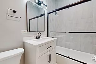 3925 W Ainslie St, Chicago, IL 60625 - Photo 11