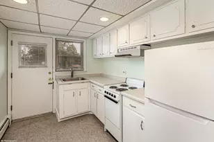 11907 Gregory St, Blue Island, IL 60406 - Photo 7