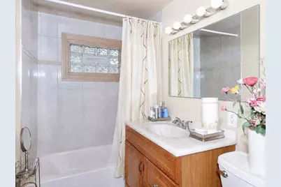 3961 168th Street, Country Club Hills, IL 60478 - Photo 7