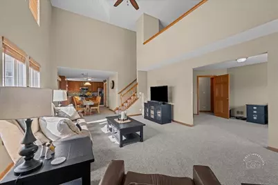 2518 Imgrund Road, North Aurora, IL 60542 - Photo 13