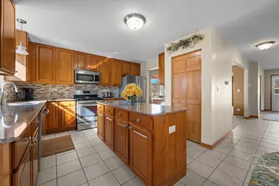 2518 Imgrund Road, North Aurora, IL 60542 - Photo 3