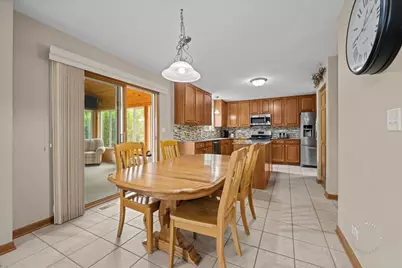 2518 Imgrund Road, North Aurora, IL 60542 - Photo 7