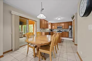 2518 Imgrund Rd, North Aurora, IL 60542 - Photo 7