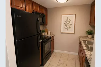 1 Renaissance Place #720, Palatine, IL 60067 - Photo 9