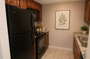 1 Renaissance Pl, Palatine, IL 60067 - Photo 9