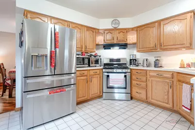 1315 Lily Court, Grayslake, IL 60030 - Photo 11