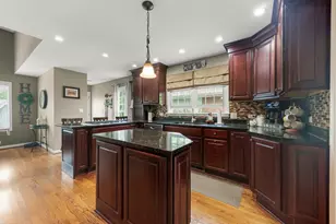4528 Middaugh Ave, Downers Grove, IL 60515 - Photo 7