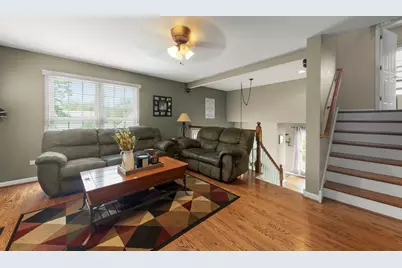 4528 Middaugh Avenue, Downers Grove, IL 60515 - Photo 13