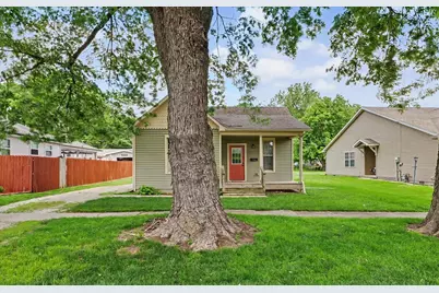 708 E Center Street, Monticello, IL 61856 - Photo 25