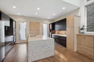 1622 W Julian St, Chicago, IL 60622 - Photo 3
