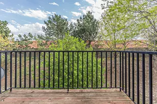 947 Kensington Dr, Northbrook, IL 60062 - Photo 21