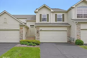 1698 Fredericksburg Ln, Aurora, IL 60503 - Photo 1