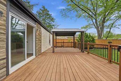 231 Saint Marys Parkway, Buffalo Grove, IL 60089 - Photo 31
