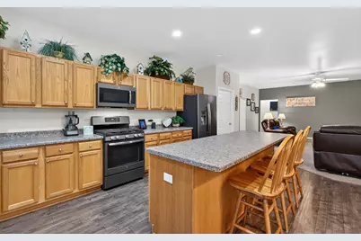 1001 Madison Avenue, McHenry, IL 60050 - Photo 13