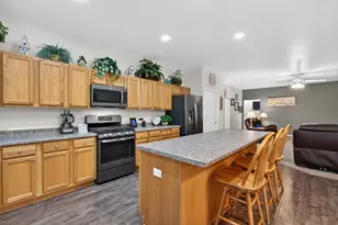 1001 Madison Ave, McHenry, IL 60050 - Photo 13