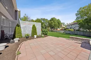 1524 Oswego Rd, Naperville, IL 60540 - Photo 43