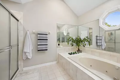 1524 Oswego Road, Naperville, IL 60540 - Photo 23