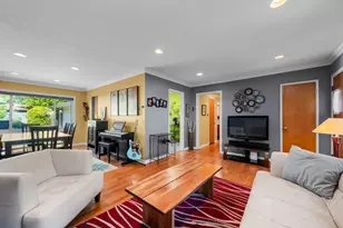 132 N Phelps Ave, Arlington Heights, IL 60004 - Photo 9