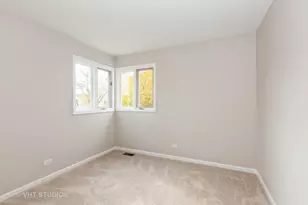 1616 Prestwick Dr, Naperville, IL 60563 - Photo 7