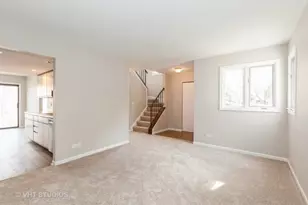1616 Prestwick Dr, Naperville, IL 60563 - Photo 5