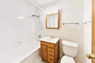 1425 Sandpebble Dr, Wheeling, IL 60090 - Photo 13