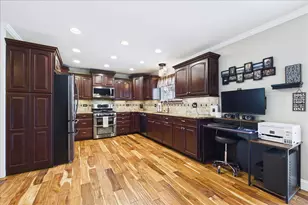 816 Belle Plaine Ave, Gurnee, IL 60031 - Photo 9