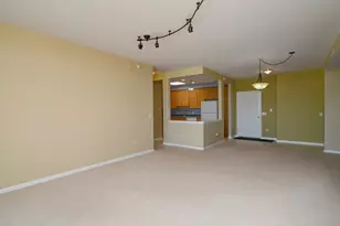 6801 N Milwaukee Ave, Niles, IL 60714 - Photo 11