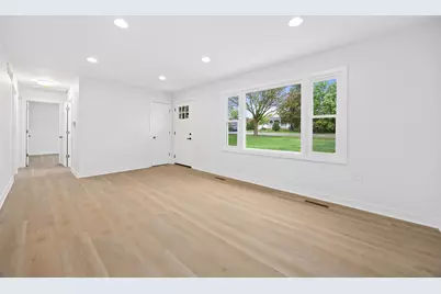 6214 Pershing Avenue, Downers Grove, IL 60516 - Photo 7