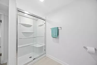 6214 Pershing Avenue, Downers Grove, IL 60516 - Photo 23