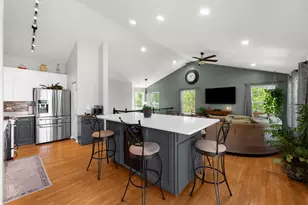 1948 Sundrop Ct, Bartlett, IL 60103 - Photo 9