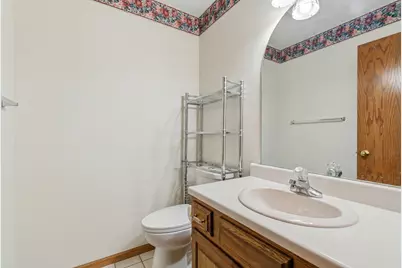 4608 Willow Wood Court, Davenport, IA 52807 - Photo 23