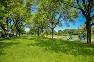 1696 Darwin Ct, Wheaton, IL 60189 - Photo 29