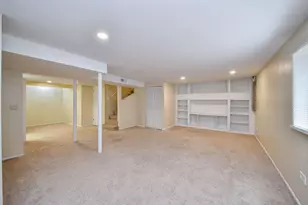 1696 Darwin Ct, Wheaton, IL 60189 - Photo 23