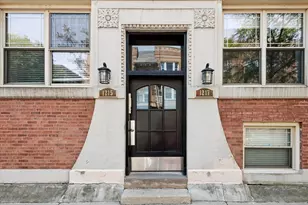 1217 W Sunnyside Ave, Chicago, IL 60640 - Photo 3