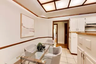 674 W Irving Park Rd, Chicago, IL 60613 - Photo 15
