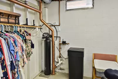 907 Illini Avenue, Pontiac, IL 61764 - Photo 53